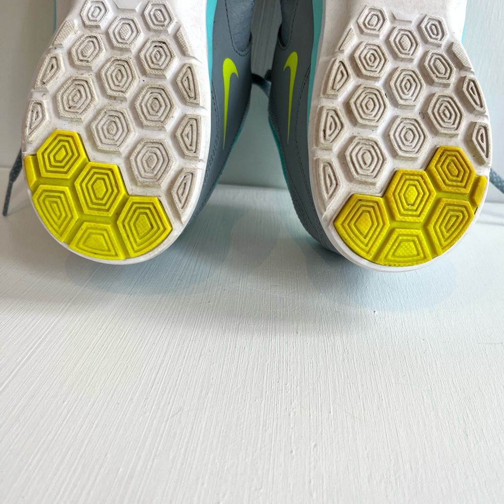 Nike Training Flex TR5 Women’s Sneakers - Picture 10 of 16